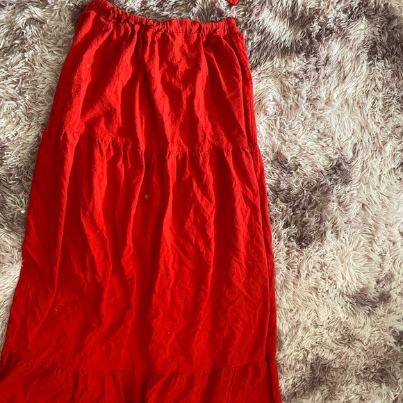 Red skirt and off shoulder top - Picture 6 of 6